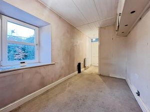 Photo 5- click for photo gallery